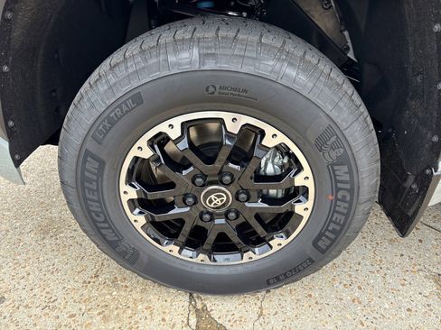 New 2026 Toyota Tundra SR5 image 9