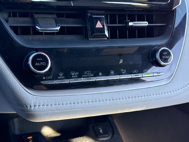 Used 2021 Toyota Corolla XSE FWD image 28