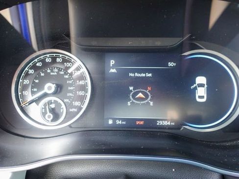 Used 2022 Genesis G70 3.3T image 15