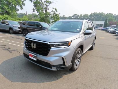 New 2025 Honda Pilot Touring