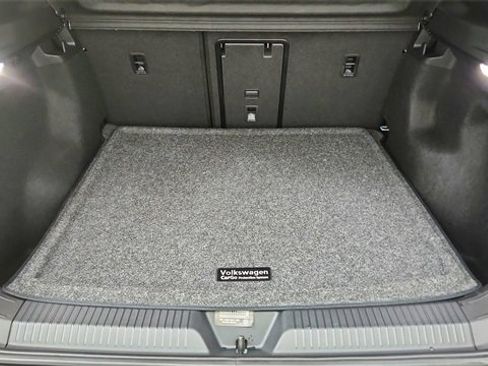 Used 2025 Volkswagen ID.4 Pro S Plus image 15