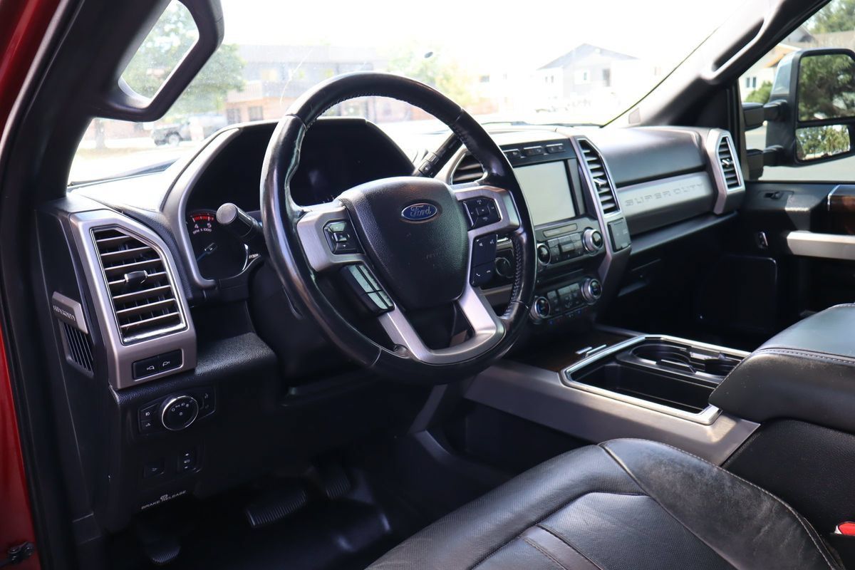 Used 2017 Ford F250 Platinum w/ Platinum Ultimate Package AWD/4WD image 15