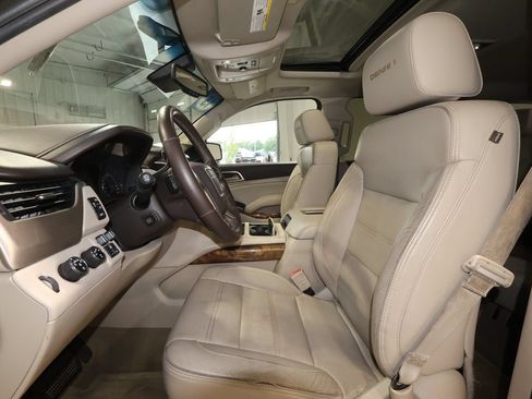 Used 2015 GMC Yukon Denali w/ Open Road Package AWD/4WD image 14