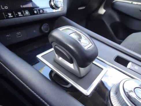 Used 2024 Mitsubishi Outlander SE FWD image 28