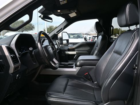 Used 2022 Ford F350 Lariat w/ Lariat Ultimate Package image 27