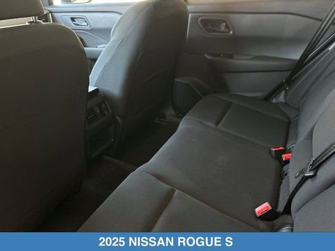 Used 2025 Nissan Rogue S FWD image 13