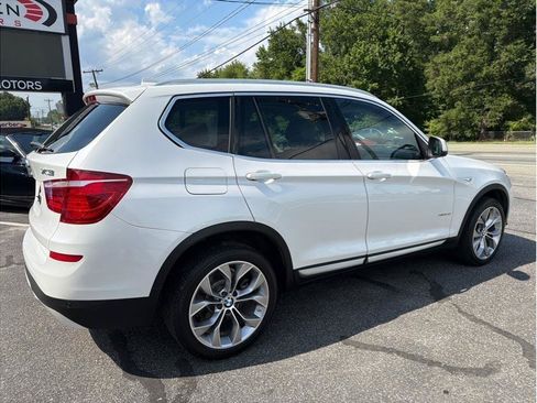 Used 2017 BMW X3 xDrive28i AWD/4WD image 6