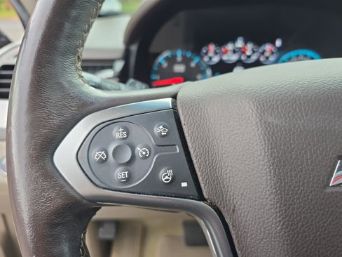 Used 2017 Chevrolet Tahoe LT w/ LT Signature Package image 18