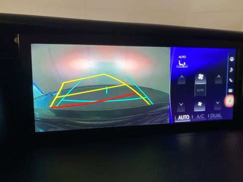 Used 2017 Lexus IS 300 AWD image 20