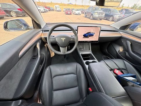 Used 2022 Tesla Model 3 Long Range AWD/4WD image 6
