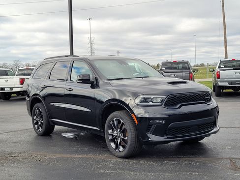 Used 2022 Dodge Durango GT image 1