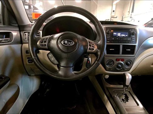 Used 2011 Subaru Impreza 2.5i Premium w/ PWR Moonroof Value Pkg image 7