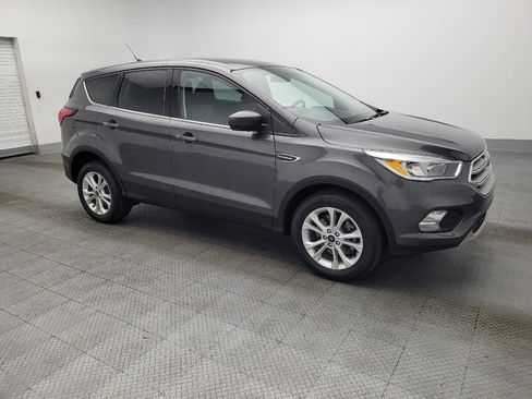 Used 2019 Ford Escape SE image 11