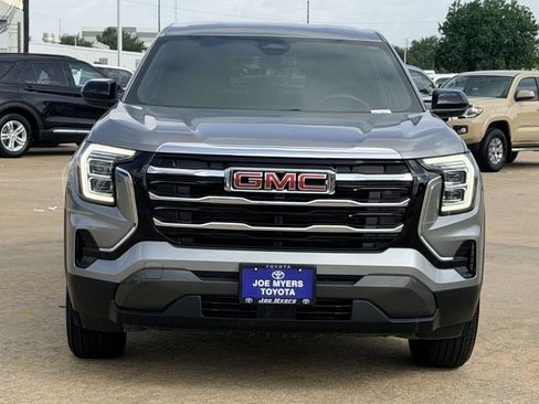 Used 2025 GMC Terrain Elevation FWD image 3