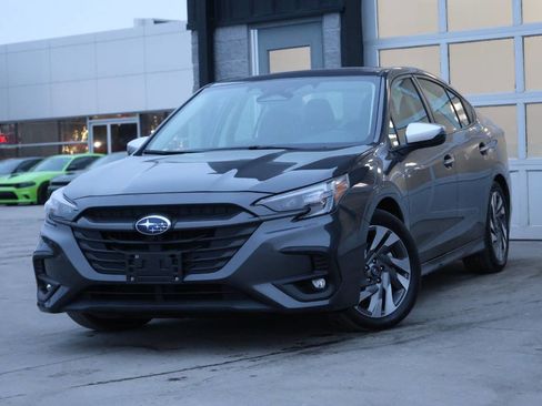 Used 2025 Subaru Legacy Touring XT image 3