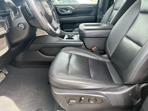 Used 2023 Chevrolet Tahoe Z71 w/ Luxury Package AWD/4WD image 22