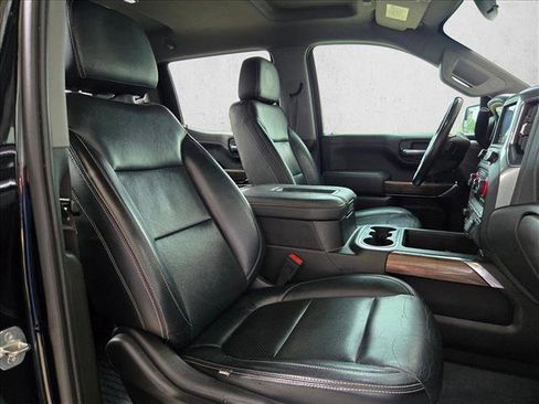 Used 2021 Chevrolet Silverado 1500 RST AWD/4WD image 17