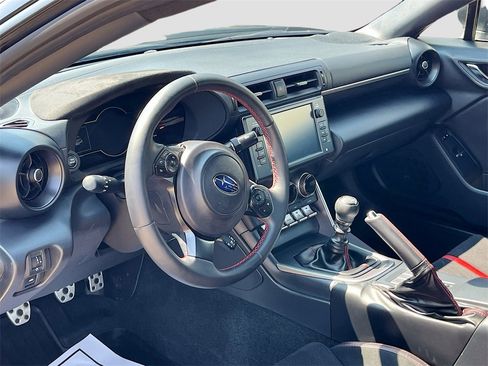 Used 2024 Subaru BRZ Limited image 9
