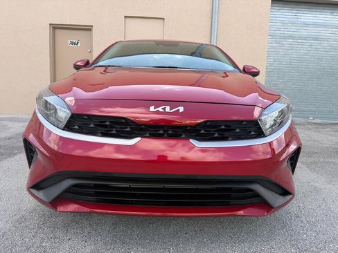 Used 2022 Kia Forte LXS image 4