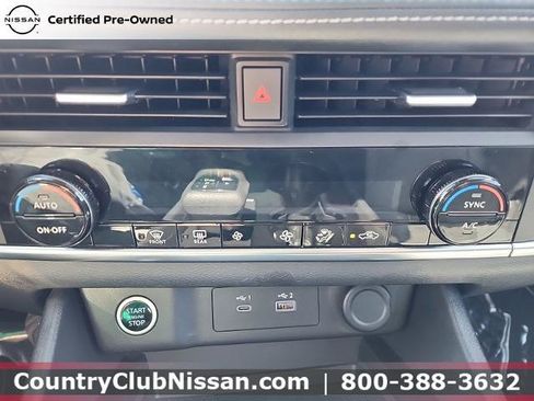 Certified 2023 Nissan Rogue SV AWD/4WD image 15