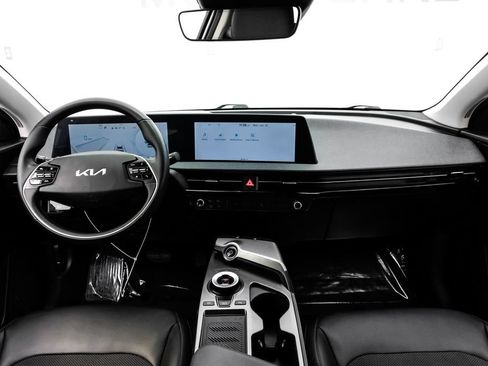 Used 2024 Kia EV6 Light RWD image 13