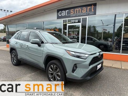 Used 2022 Toyota RAV4 XLE Premium image 1