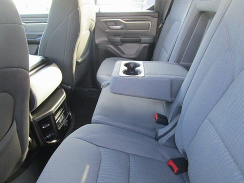 Used 2021 RAM 1500 Big Horn image 16