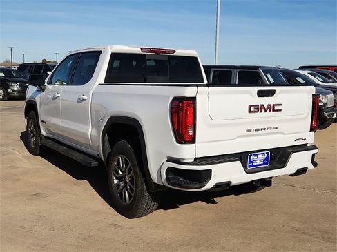 Used 2020 GMC Sierra 1500 AT4 w/ AT4 Premium Package image 3