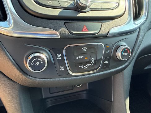 Certified 2020 Chevrolet Equinox LT FWD image 18