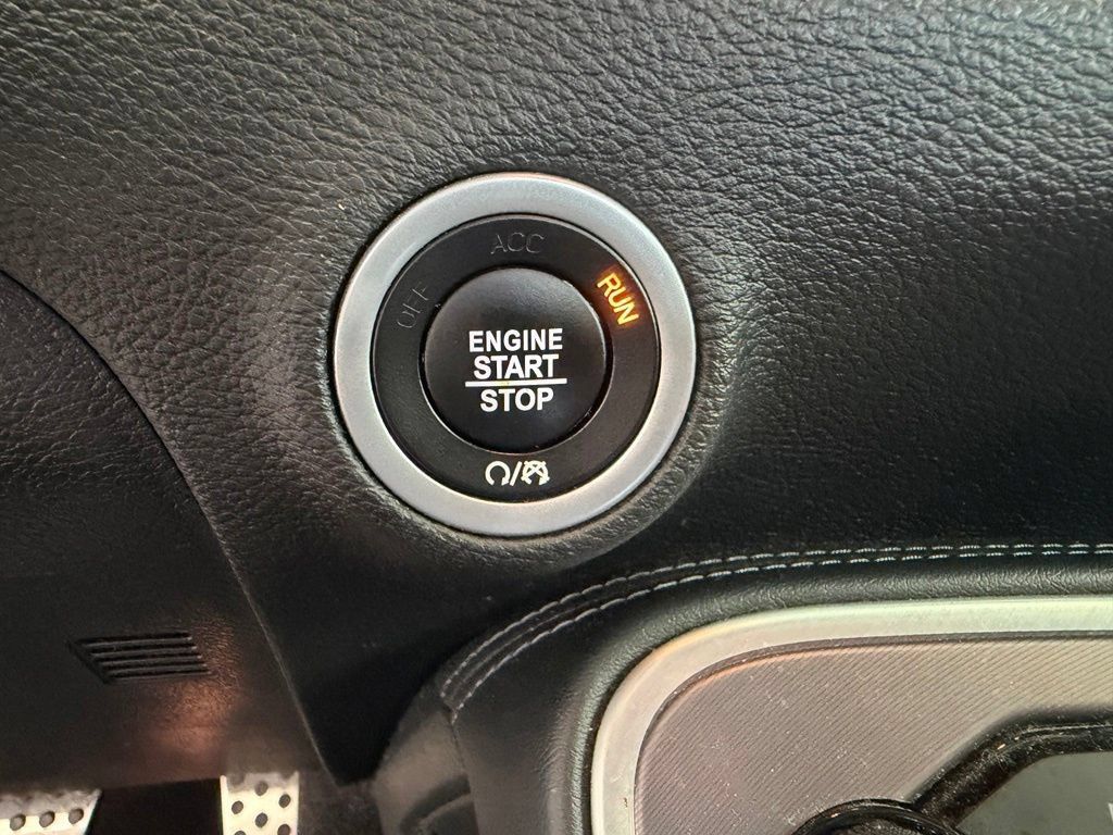 Used 2021 Dodge Challenger R/T Scat Pack RWD image 45