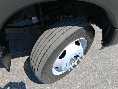 Used 2018 Ford F450 XL w/ XL Value Package image 17