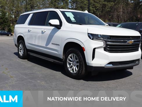 Used 2024 Chevrolet Suburban LT RWD image 5