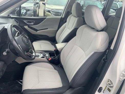 Used 2020 Subaru Forester Premium AWD/4WD image 12