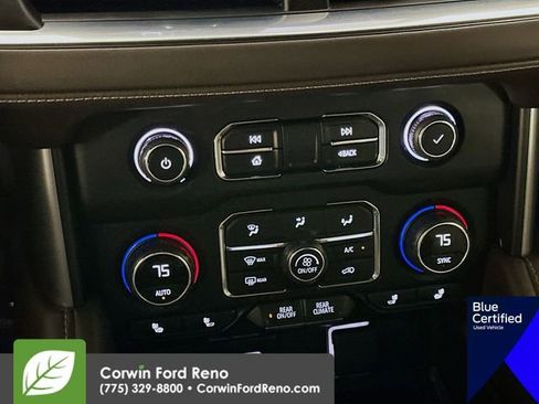 Used 2024 Chevrolet Suburban Z71 w/ Luxury Package image 20