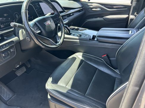 Used 2021 Cadillac Escalade Sport w/ LPO, ONYX Package AWD/4WD image 11