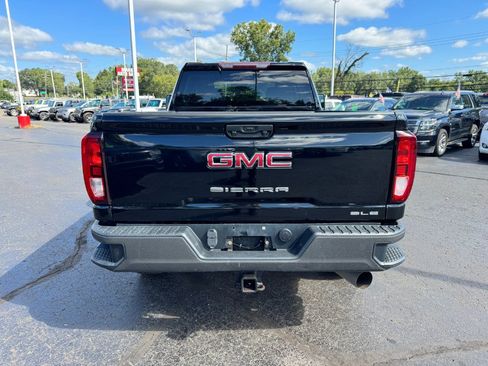 Used 2020 GMC Sierra 2500 4x4 Crew Cab w/ Convenience Package image 4