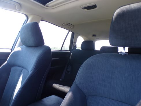 Used 2013 Subaru Outback 2.5i Premium AWD/4WD image 14