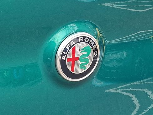 Used 2024 Alfa Romeo Stelvio Quadrifoglio AWD/4WD image 33