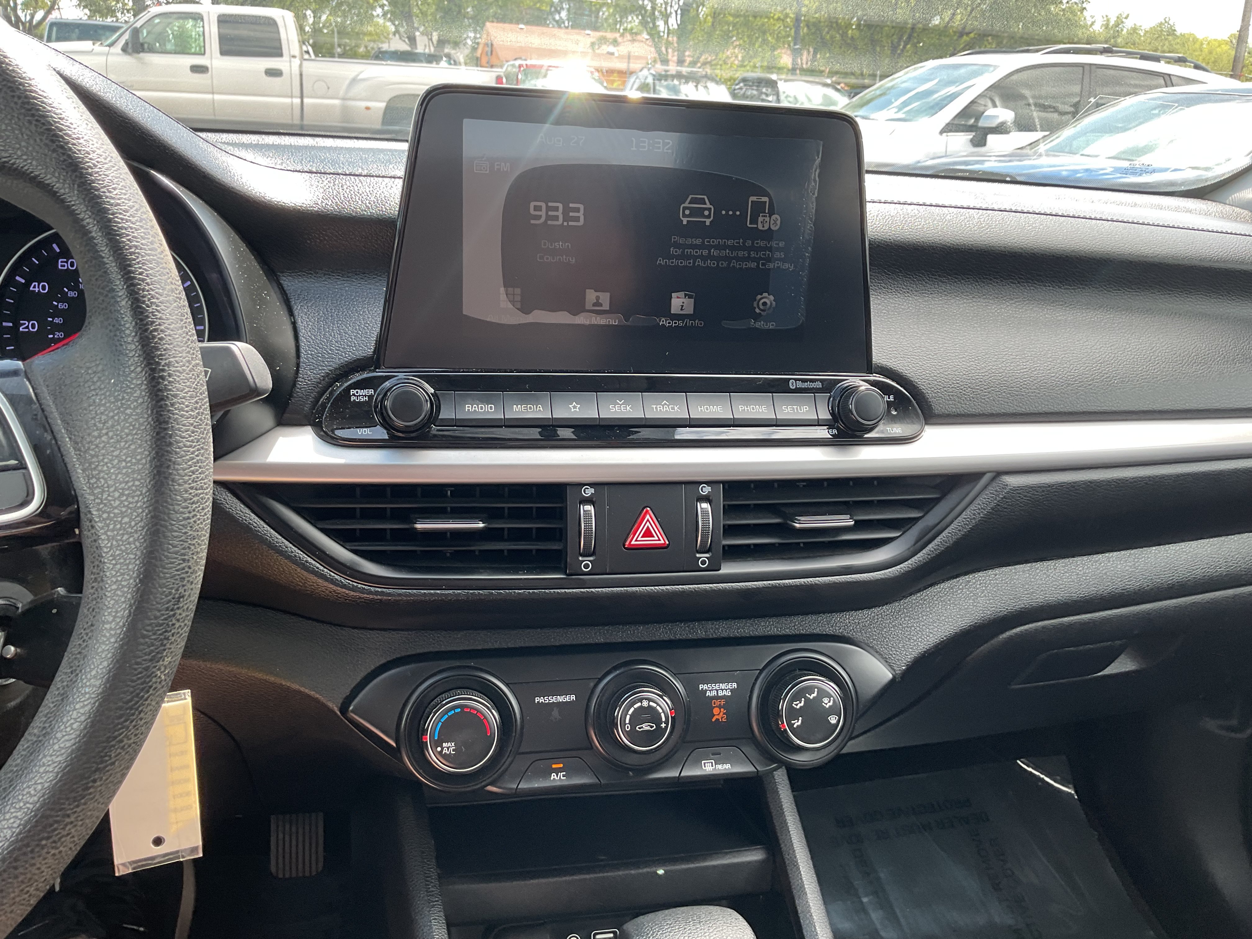 Used 2020 Kia Forte LXS FWD image 18
