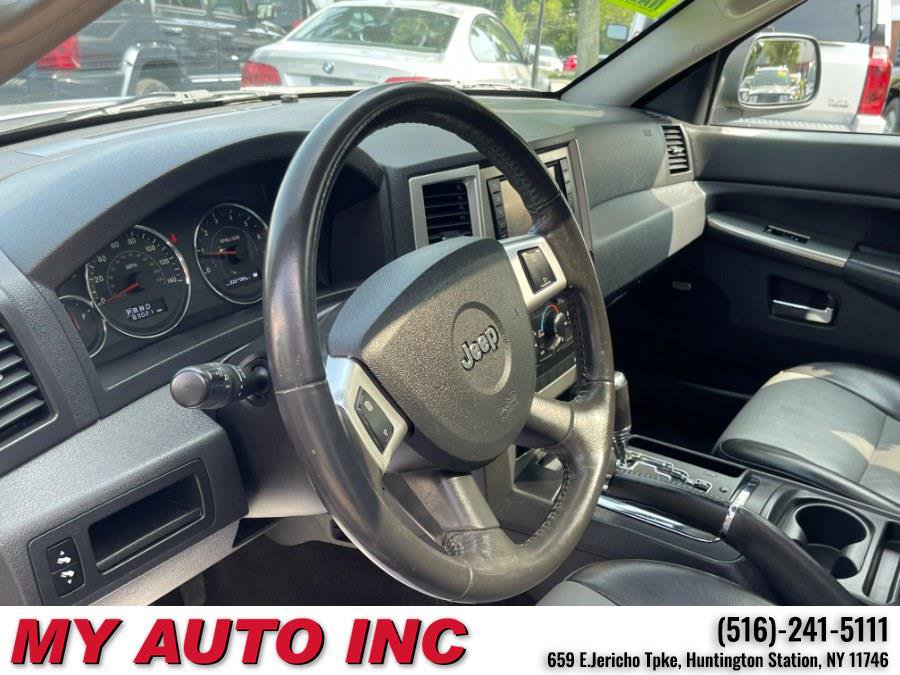 Used 2010 Jeep Grand Cherokee Laredo AWD/4WD image 23