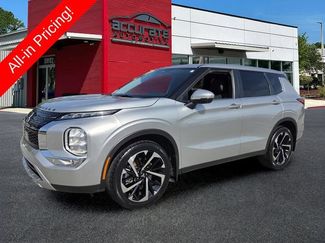 Used 2023 Mitsubishi Outlander SE FWD video 1