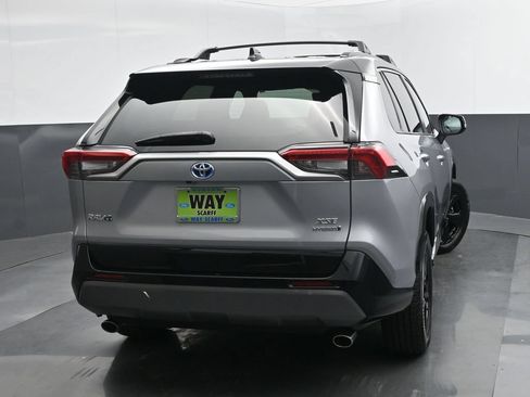 Used 2021 Toyota RAV4 XSE AWD/4WD image 29