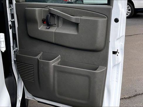 Used 2024 GMC Savana 2500 w/ Driver Convenience Package image 27
