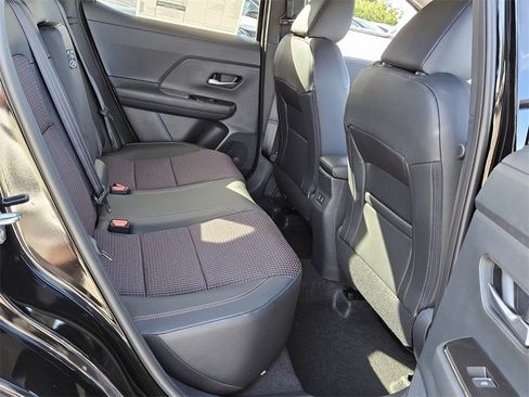 New 2026 Nissan Kicks SR image 11