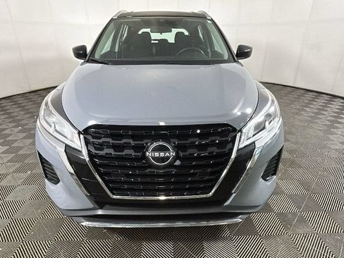 Used 2023 Nissan Kicks SV FWD image 9