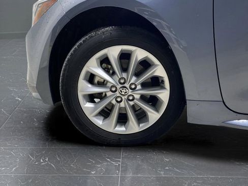 Used 2020 Toyota Corolla LE image 30
