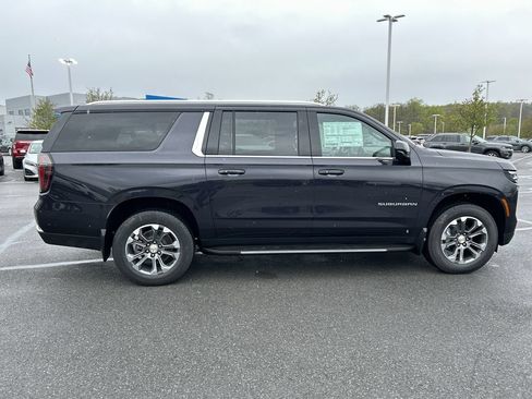 New 2026 Chevrolet Suburban LS w/ Max Trailering Package AWD/4WD image 8