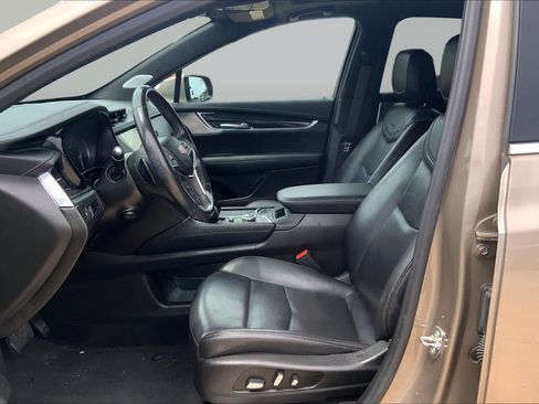Used 2023 Cadillac XT5 Premium Luxury FWD image 7