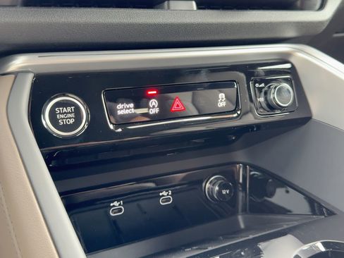 New 2025 Audi Q5 Premium Plus image 19