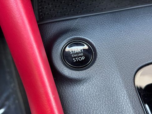 Used 2025 Nissan Z Performance w/ Floor Mat Package RWD image 29